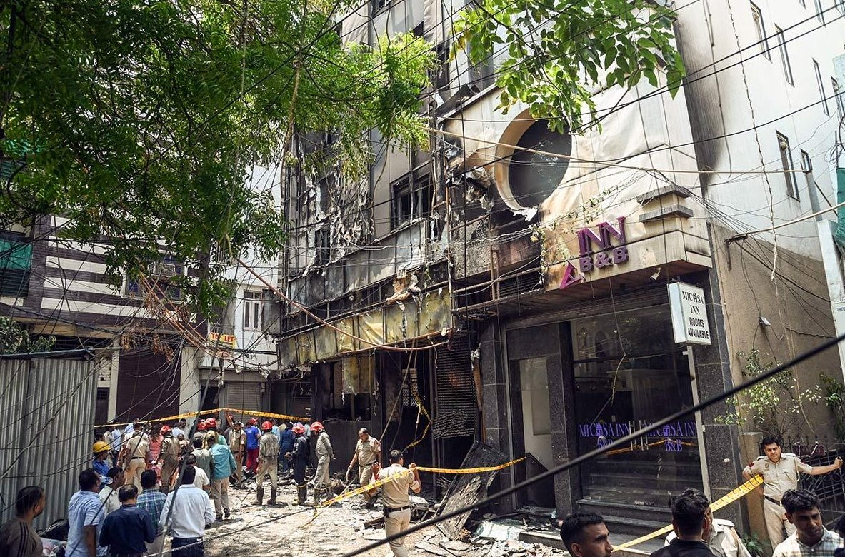 Delhi Malviya Nagar Fire hotel 21 dead